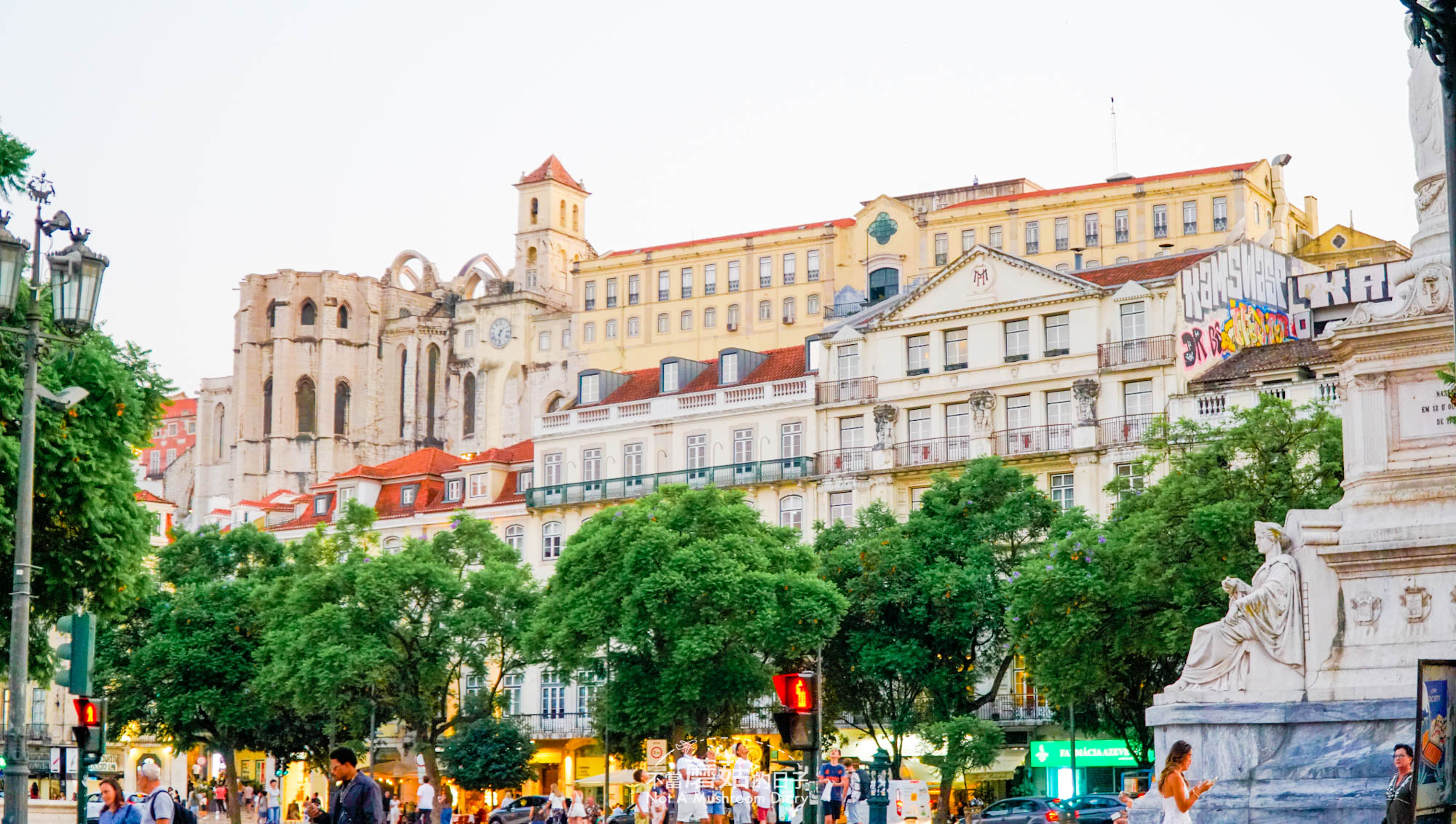 里斯本 葡萄牙 景點 推薦 自由行 自由大道 Av. de Liberdade 光復廣場 Praça dos Restauradores 羅西歐廣場 Rossio 奧古斯塔街 R. Augusta 商業廣場 Praça do Comércio
