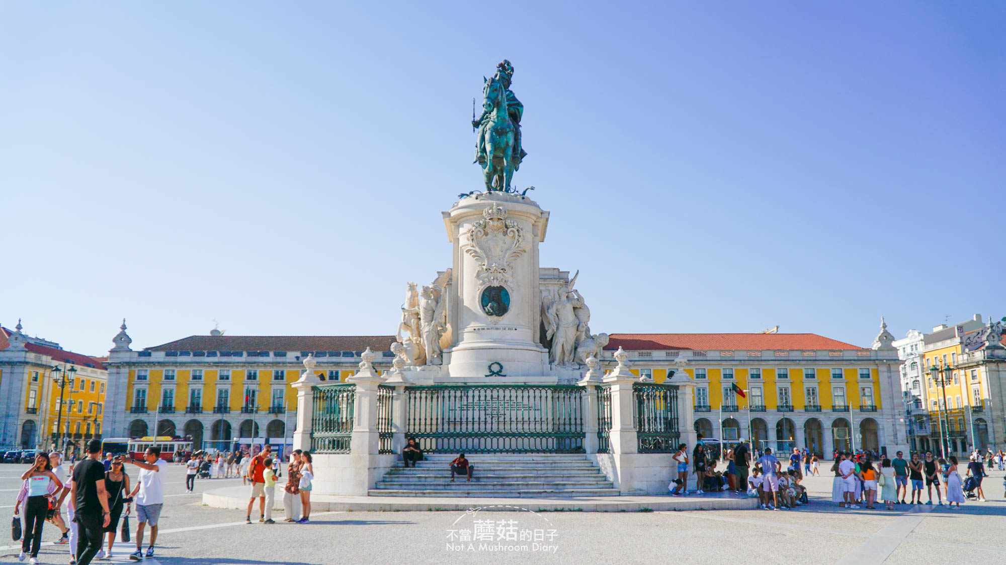 里斯本 葡萄牙 景點 推薦 自由行 自由大道 Av. de Liberdade 光復廣場 Praça dos Restauradores 羅西歐廣場 Rossio 奧古斯塔街 R. Augusta 商業廣場 Praça do Comércio